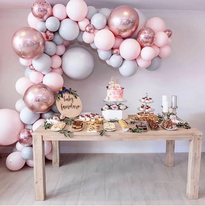 Cores que combinam com ouro na decoração de festa