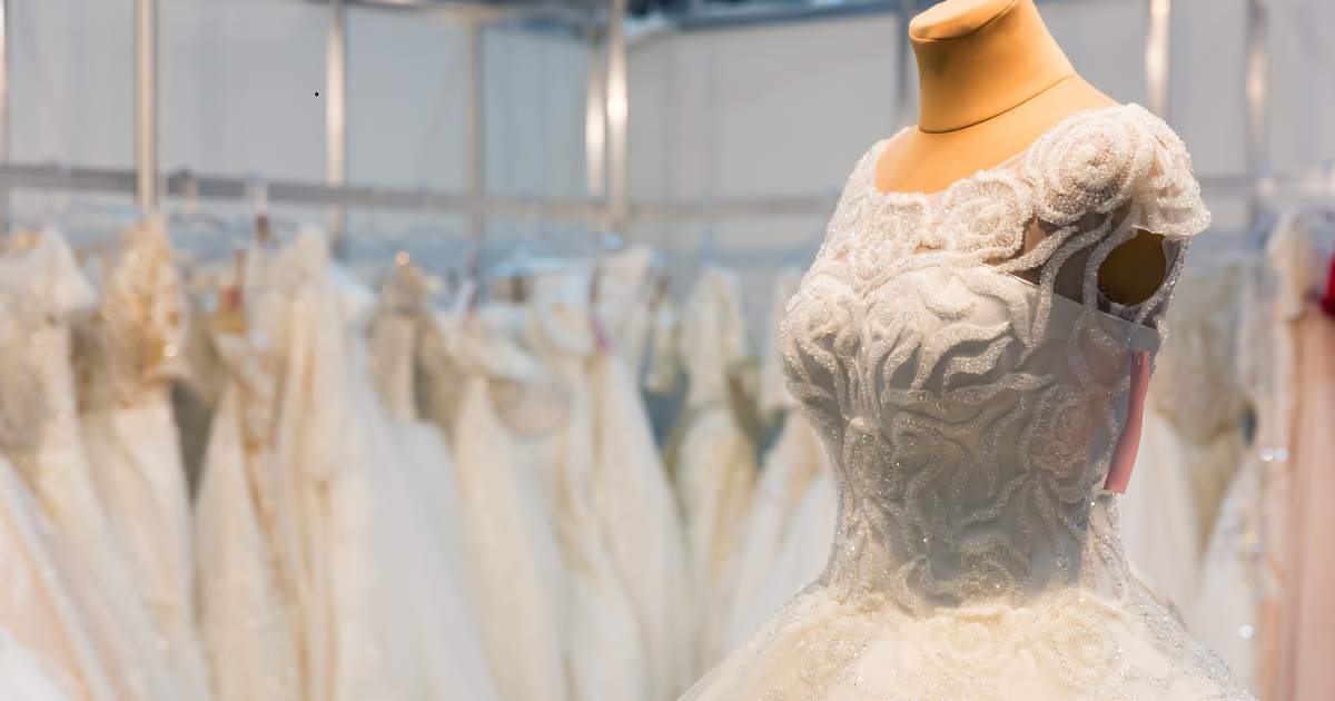 Qual é o vestido ideal para casar no civil? Dicas para escolher o modelo perfeito
