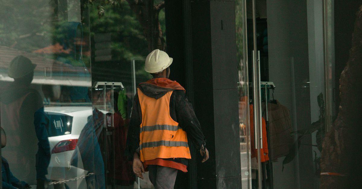 Como selecionar especialistas em vidros para sua obra