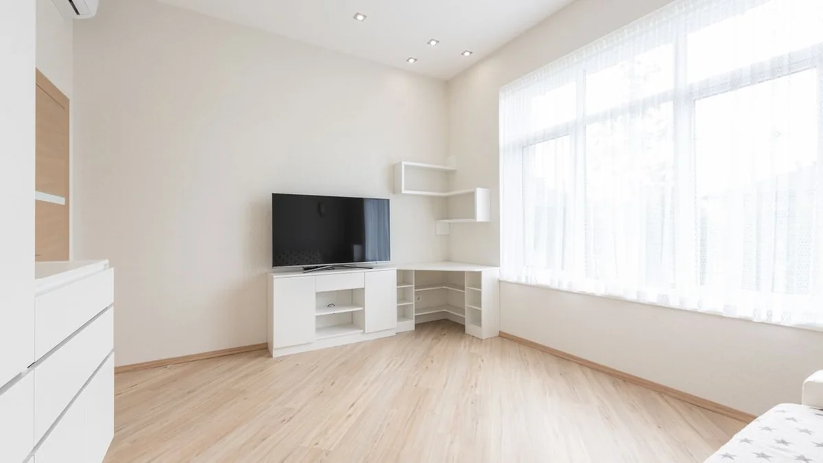 Laminate Flooring Charleston SC: High Scratch Resistance, Click-Lock Installation, and Cost-Effective Upgrades